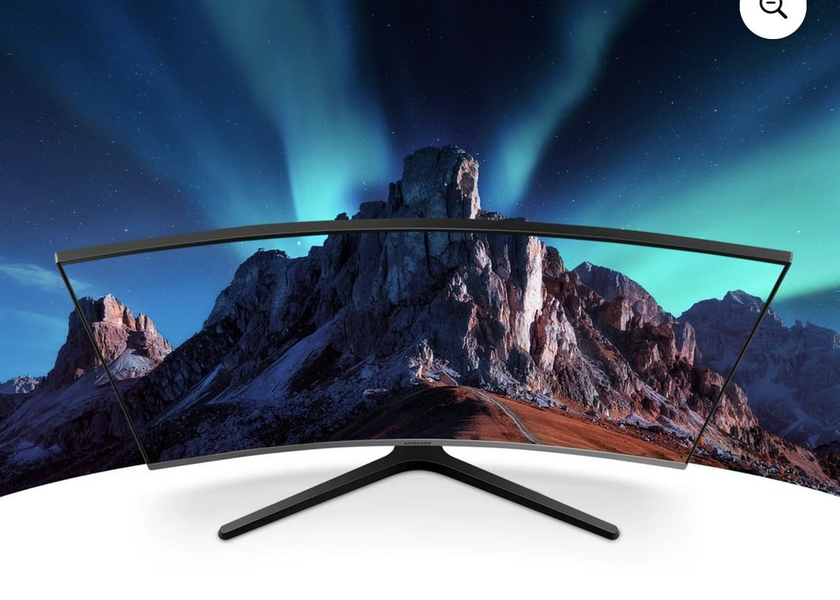 NWB 32” Samsung Curved Monitor
