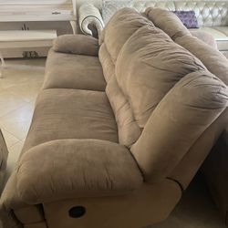 Free 2 Reclining Sofa 