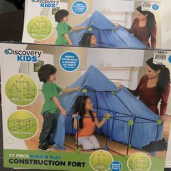 Discovery Kids 77 Piece Build & Play CONSTRUCTION FORT excellent Condition