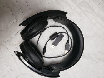 Wireless stereo headset for ps3