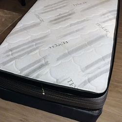 Twin Bed MATTRESS and Box