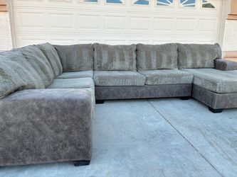 Sectional Couch-Free Delivery