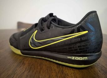 Nike Phantom Venom