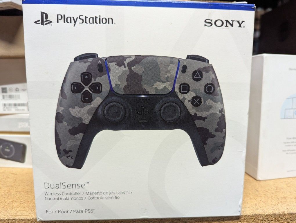Sony - PlayStation 5 - DualSense Wireless Controller - Gray Camouflage