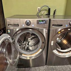LG WASHER AND DRYER 