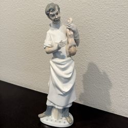 Lladro - Doctor/Obstetrician
