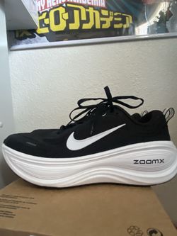 Nike Vomero Plus Black & White (M 8.5/ W 10)
