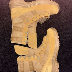 Military boots Dana Reckoning Coyote Size 10