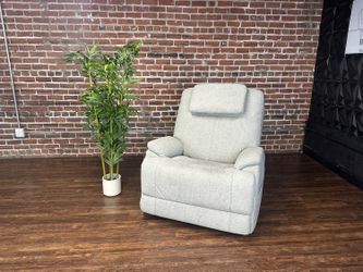 Delivery Available Costco gray recliner restails 1700