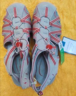 Crofters / Crocs Style Comfort Sandals for Unisex 👟✨