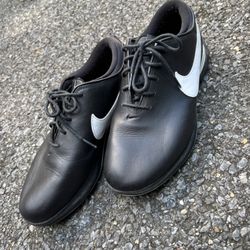 Nike Golf Shoes – Black Leather, White Swoosh – Excellent Condition 