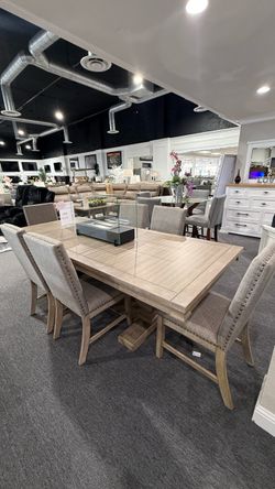 7 PC DINING TABLE