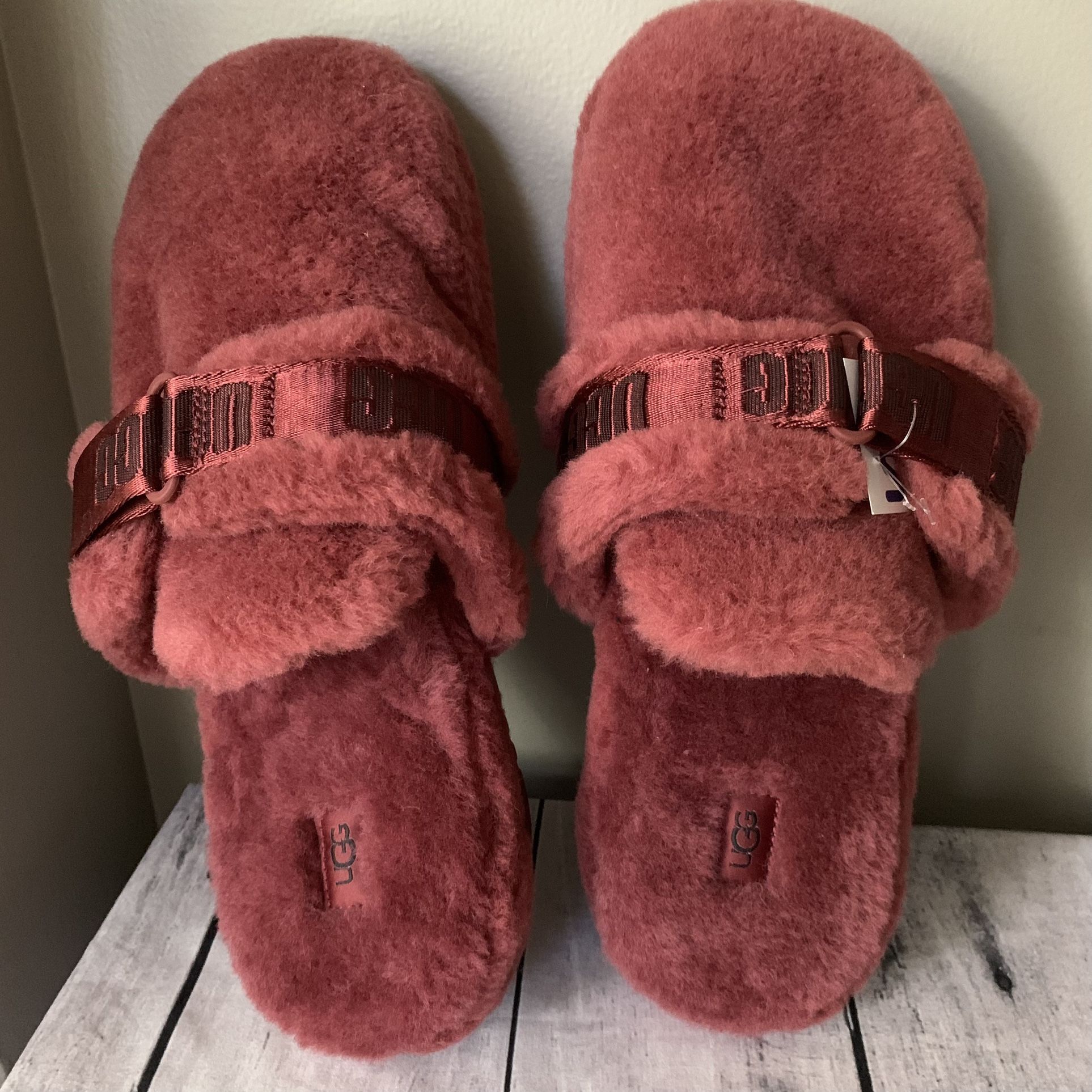 New UGG Men's Fluff It Slipper mrn size 12