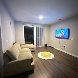 55inch Samsung + Sectional 