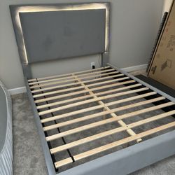 Queen Size Bed Frame With Mattress