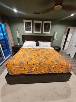 Living spaces King Size Bedroom set