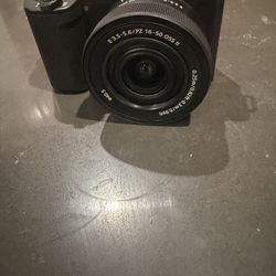 Sony Camera Zve10 with 16-50mm lens