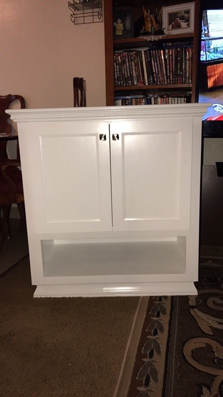 Cabinet/nightstand