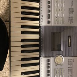 Yamaha 61 key keyboard