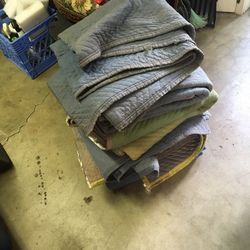 Moving Blankets