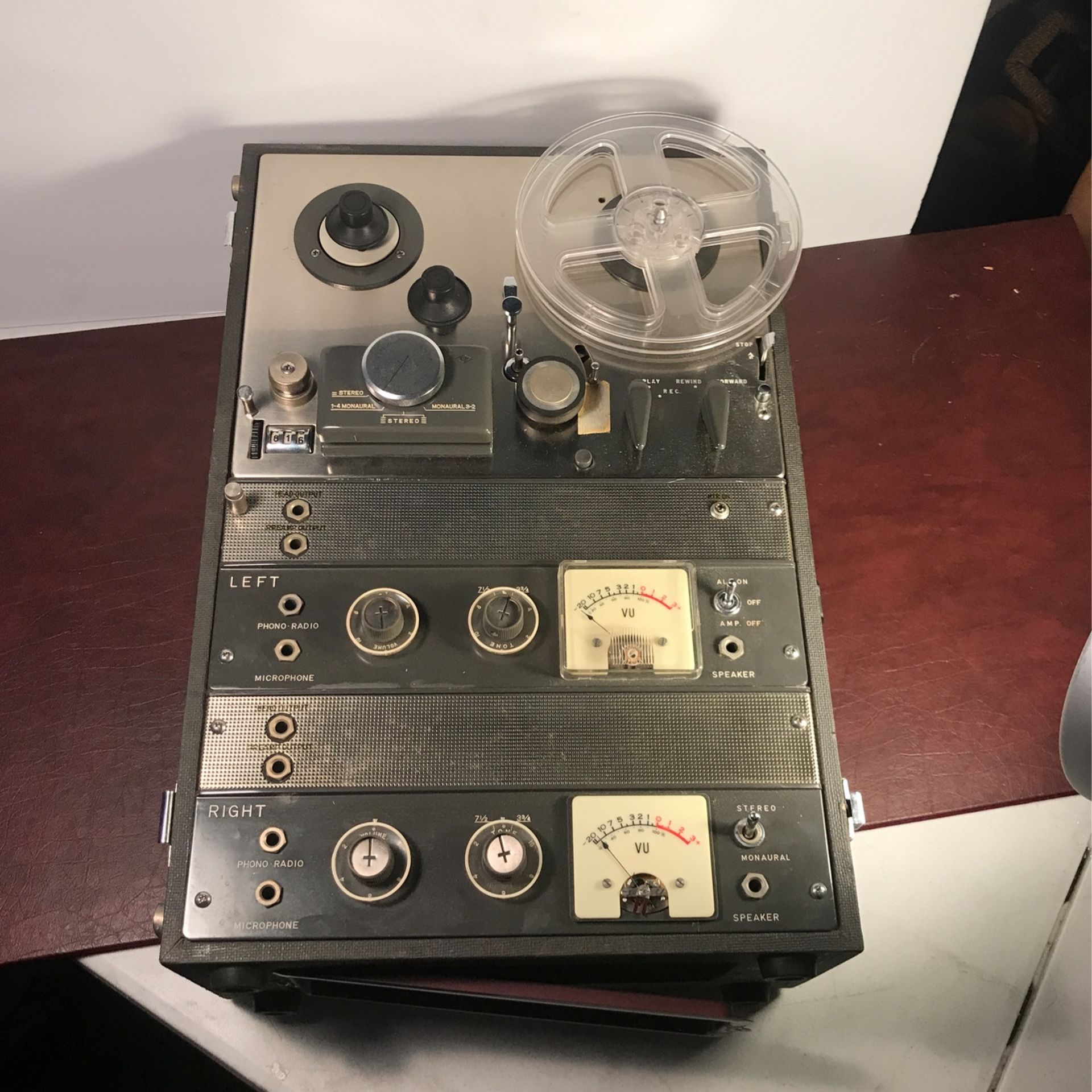 Vintage Akai M-8 Cross Field Vacuum Tube Reel To Reel Tape Recorder/Player