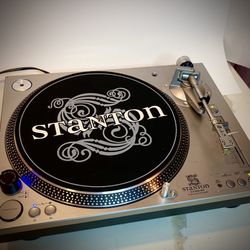 STR8-80 Stanton professional straight tone arm turntable