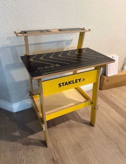 Like New Stanley Jr. Workbench Work Station Table