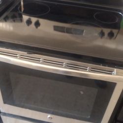 G.E Stainless Glass top Stove For Sale With Delivery And Disposal 