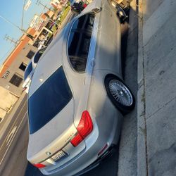 2012 BMW 740i