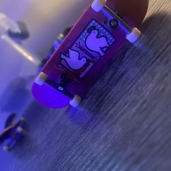 Sick Finger Board