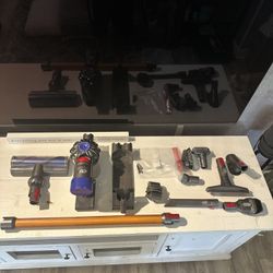 Dyson V8 Absolute Used 