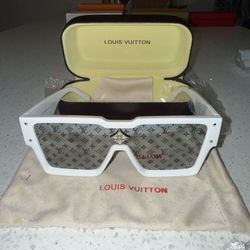 Louis Vuitton Cyclone sunglasses 