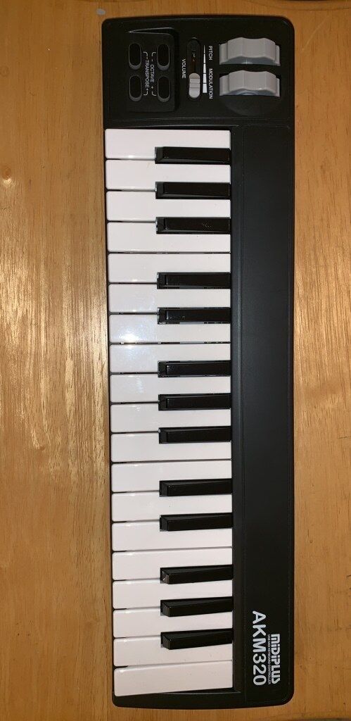 MIDI keyboard