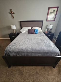 Bob's Espresso Bed Frame & foundation