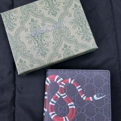 Gucci Wallet 