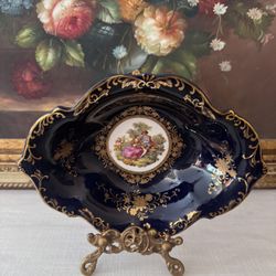 French Limoges scalloped Bowl