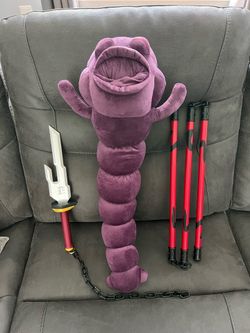 Toji worm with sword and Nunchucks
