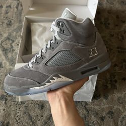 Jordan 5 Wolf Grey