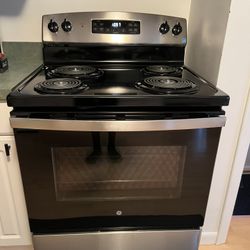 New GE Electric Stove