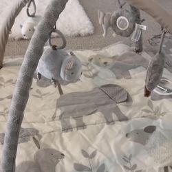 Pottery Barn x Skip Hop  Activity Play Mat 