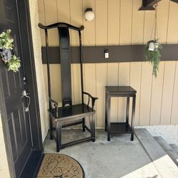Antique chair With Side Table 