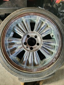 18" Aluminum Rims Plus Spare Rim - Tires No Good