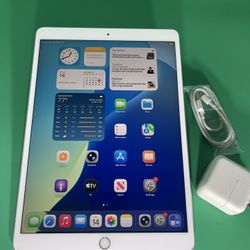 Apple iPad Air 3rd Gen 64GB WiFi+4G (UNLOCKED) 10.5” -Silver/White iOS 26  