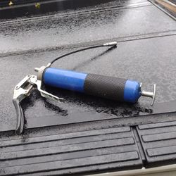 Grease Gun 