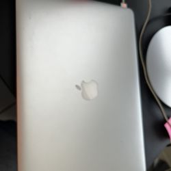 MacBook Pro 15”