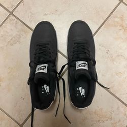 Air max nikes  size 11