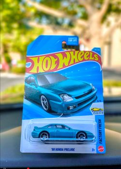 Hot Wheels 2026 NEW Case L '98 Honda Prelude