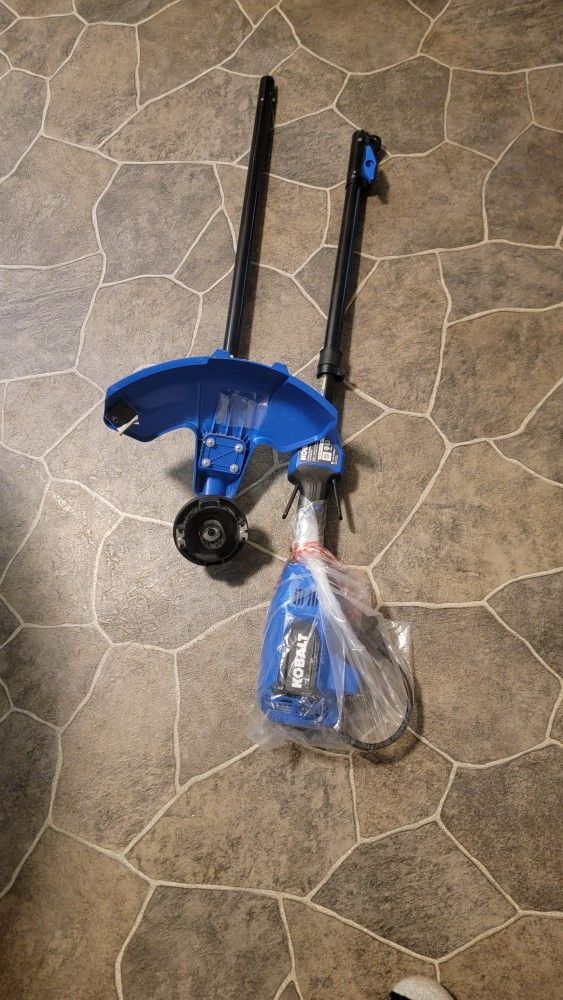 Electric Kobalt Trimer