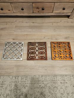 Contemporary Wall Deco