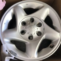Toyota Tundra Wheels